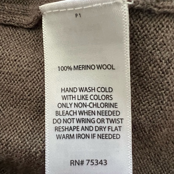 Tahari Merino Wool Long Sleeve Sweater Dress Size L - Picture 10 of 10